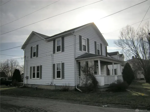 86 N Dixie Dr, Vandalia, OH 45377