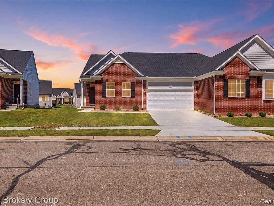 1433 Lincoln St, photo 2