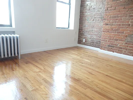 Rented by John O'Kelly Real Estate | media 8