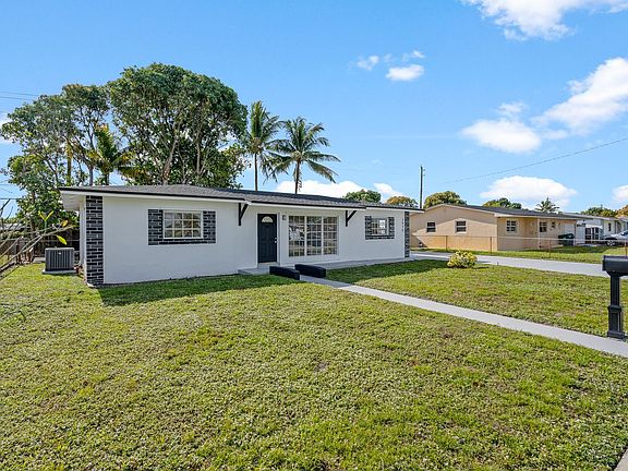 4th image of 3950 NW 175th Street