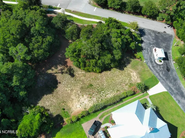 402 Sunrise Court, Emerald Isle, NC 28594