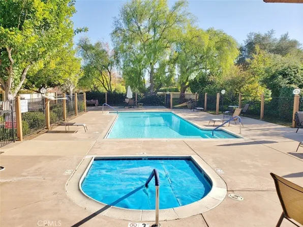 1718 Tecalote Dr Unit 22, Fallbrook, CA 92028
