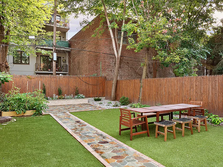 50 Clay St #1 — Photo 1