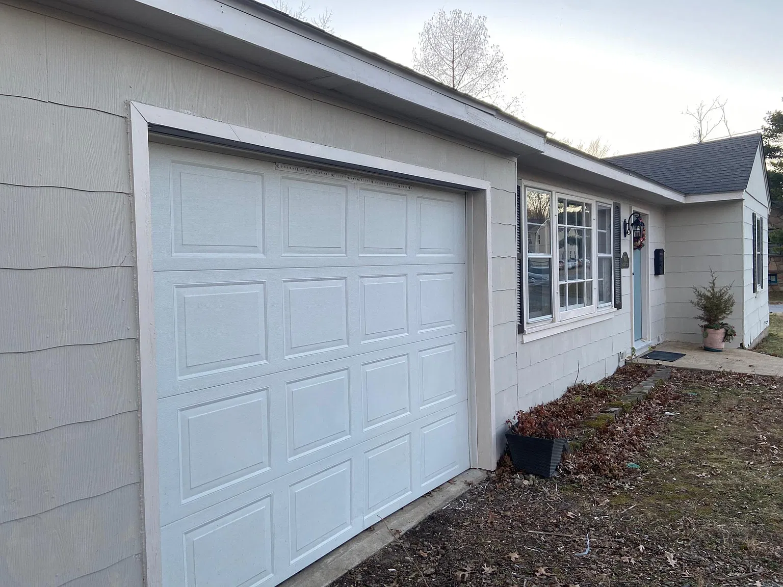 2 bed, 1048 sqft, $1,095 — Photo 3