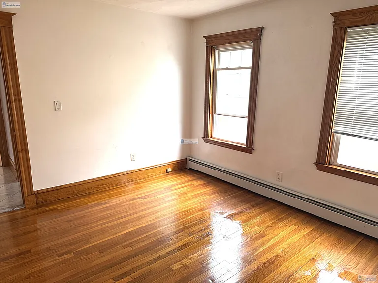 49 Varnum St #1 — Photo 11