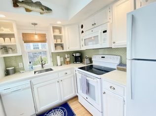 19 Beaten Rd #2, Dennis Pt, MA 02639