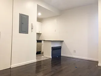 Rented by Ethan Blinder, LREB