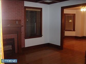 4th image of 1012 E Chelten Ave