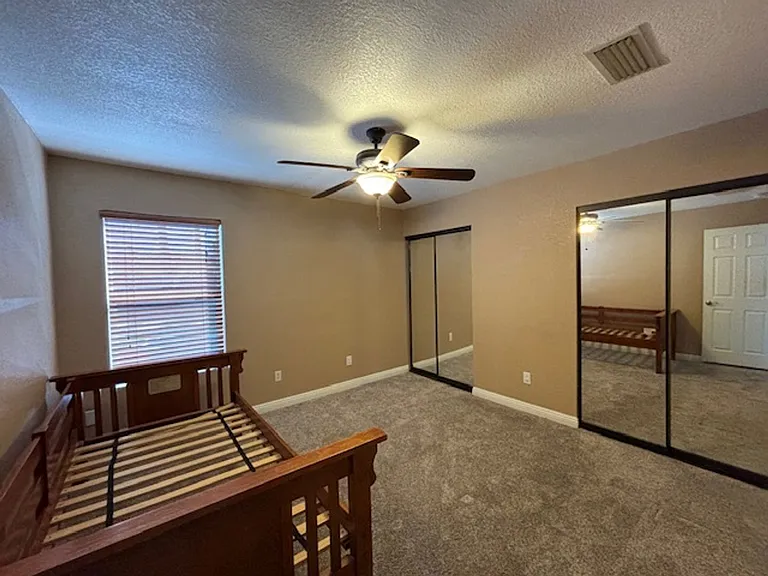2323 Daytona Loop — Photo 21