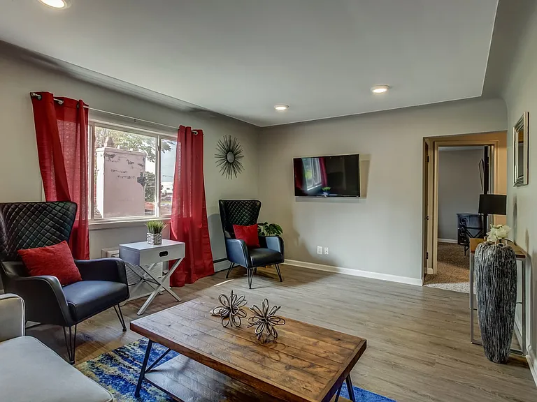 649 Maple Rd — Photo 10