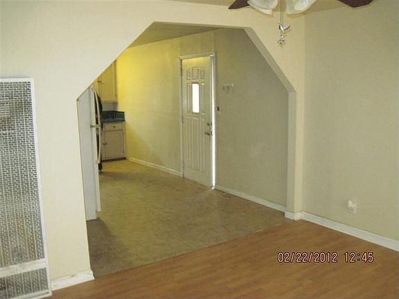 3rd image of 344 S Oro Ave