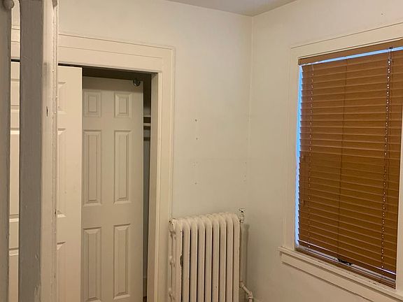 5th image of 3220 Blaisdell Ave APT 8