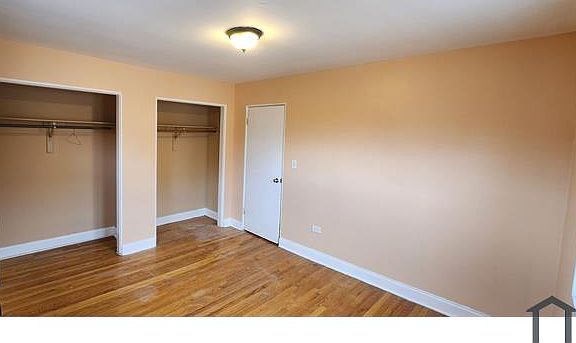 2nd image of 6819 N Seeley Ave APT 2