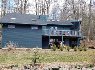111 E Hyerdale Dr, Goshen, CT 06756