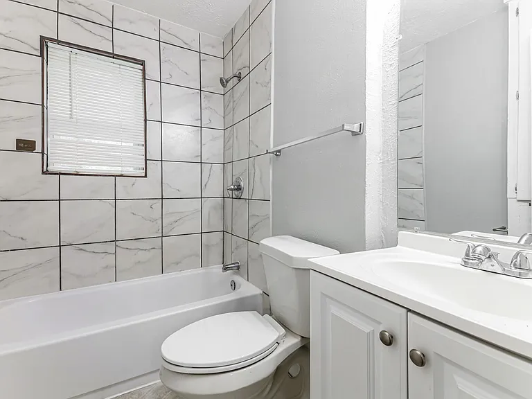 1101 Rancho Dr — Photo 14