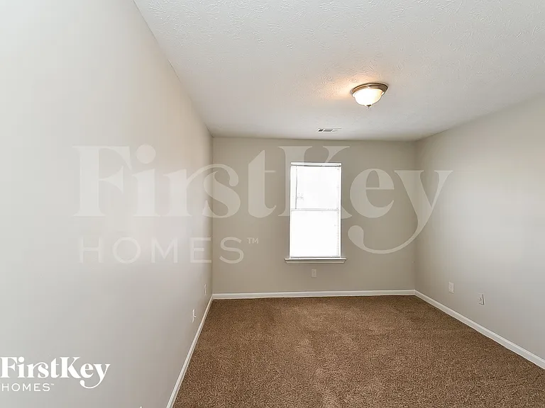 824 Rock Shoals Ct — Photo 13