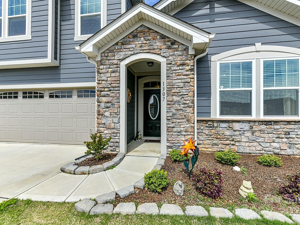 1307 Laggan Ln, Indian Trail, NC 28079 Zillow