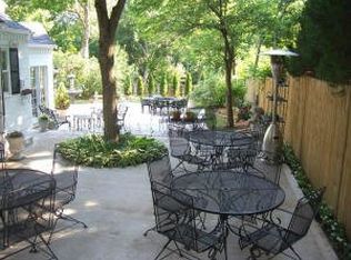 4 Hawthorn Rd, Country Club, MO 64505