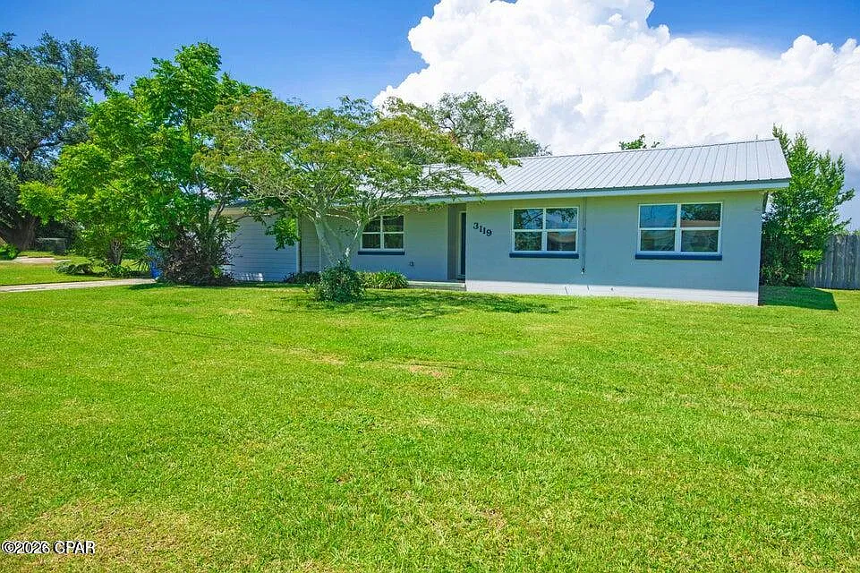 3 bed, 1588 sqft, $2,250 — Photo 1
