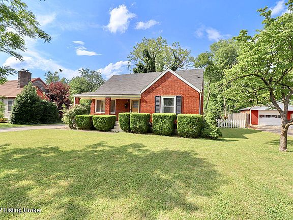 2nd image of 1111 Forest View Dr