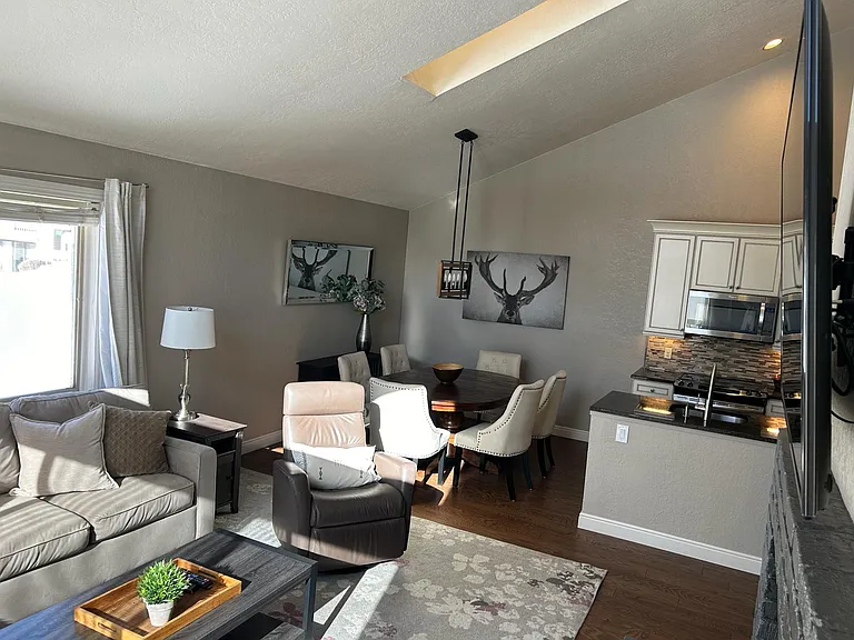 510 W Beaver Creek Blvd #B205 — Photo 6