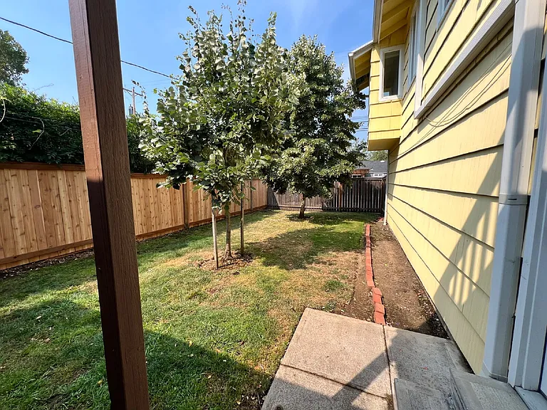 750 E 27th Ave — Photo 14