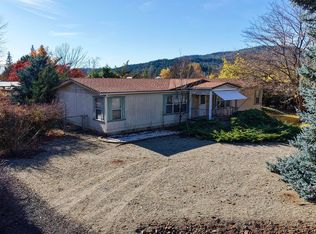 501 Buckhorn Ln, Shady Cove, OR 97539