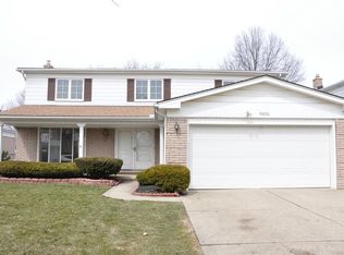 43056 Avon Rd, Canton, MI 48187