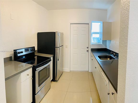 2nd image of 9770 E Bay Harbor Dr APT 5S