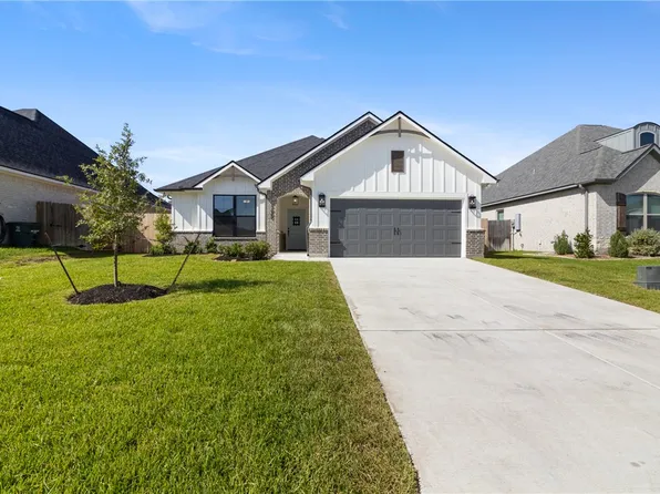 3009 Teller Dr, Bryan, TX 77808