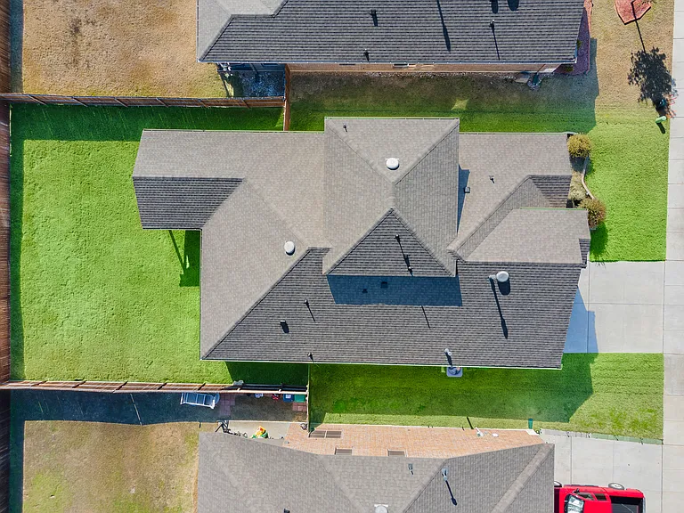 4008 Spur Trail Dr — Photo 27