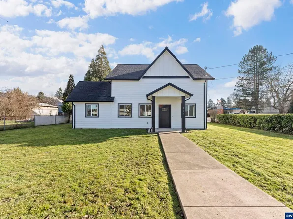413 S Trade St, Amity, OR 97101