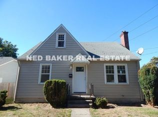 1385 18th St NE, Salem, OR 97301