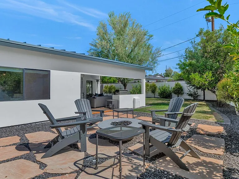 3420 E Oregon Ave — Photo 26