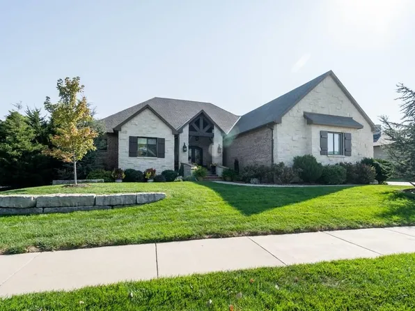 9504 W Moss Rose St, Maize, KS 67101