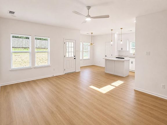 4th image of 1429 Timothy Dr