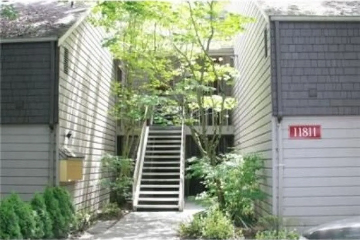 Kirkland/Juanita Condo - Cambridge Place — Photo 1