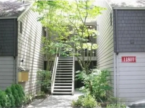 11811 93rd Ln NE #6-304, Kirkland, WA 98034