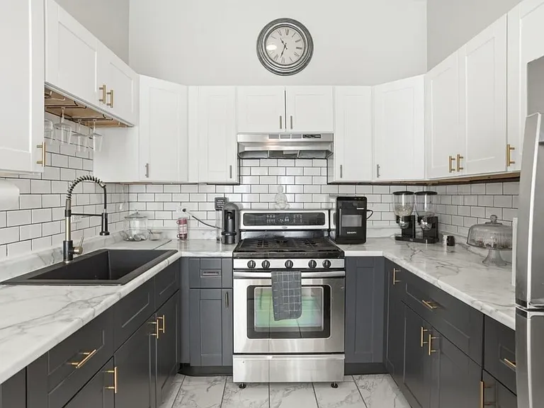 3248 W Maypole Ave #2 — Photo 8
