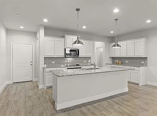 521 Sandiford Ct S, Mansfield, TX 76063