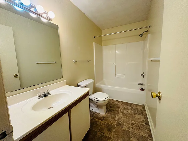 1417 Jennifer Dr — Photo 15