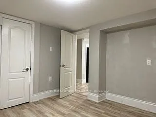 14 Billingsgate Cres #BASEMENT — Photo 12