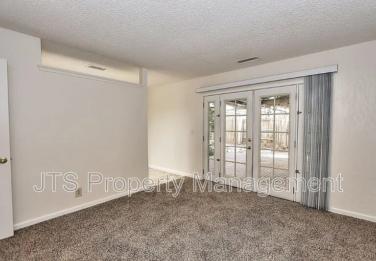 6830 Mellodora Dr — Photo 40