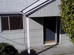 9535 25th Ave NW, Seattle, WA 98117