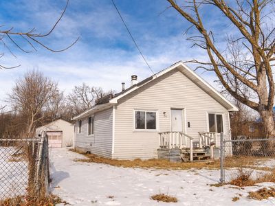 2419 Troy St, Saginaw, MI, 48601