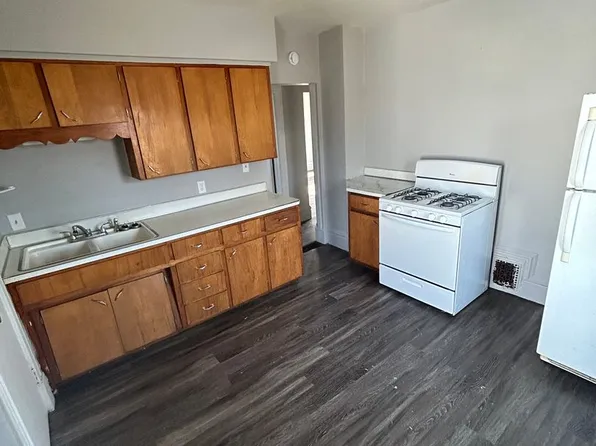 1003 Grant Ave, 1003 Grant Ave #2, Waterloo, IA 50702