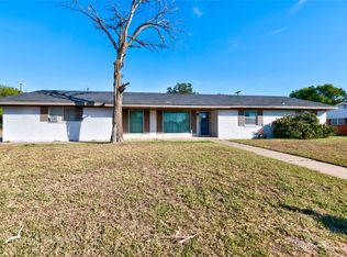 1501 Compton St, Stamford, TX 79553