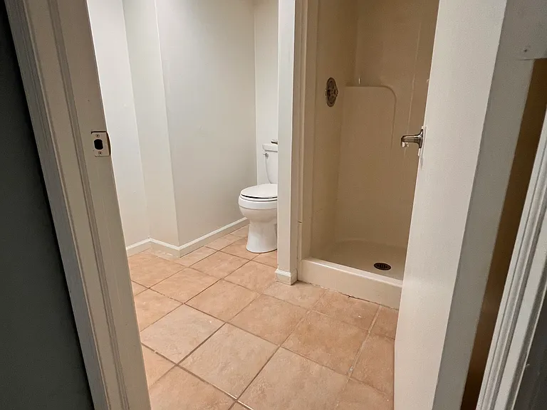505 Spruce St — Photo 32