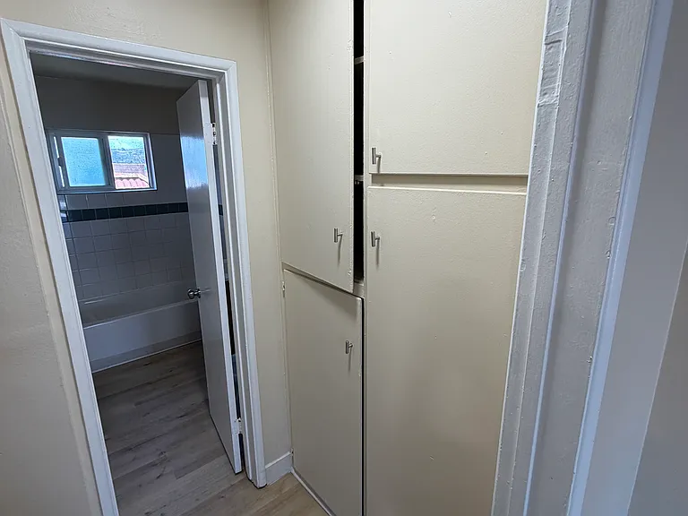 2425 E Garvey Ave N #9 — Photo 2