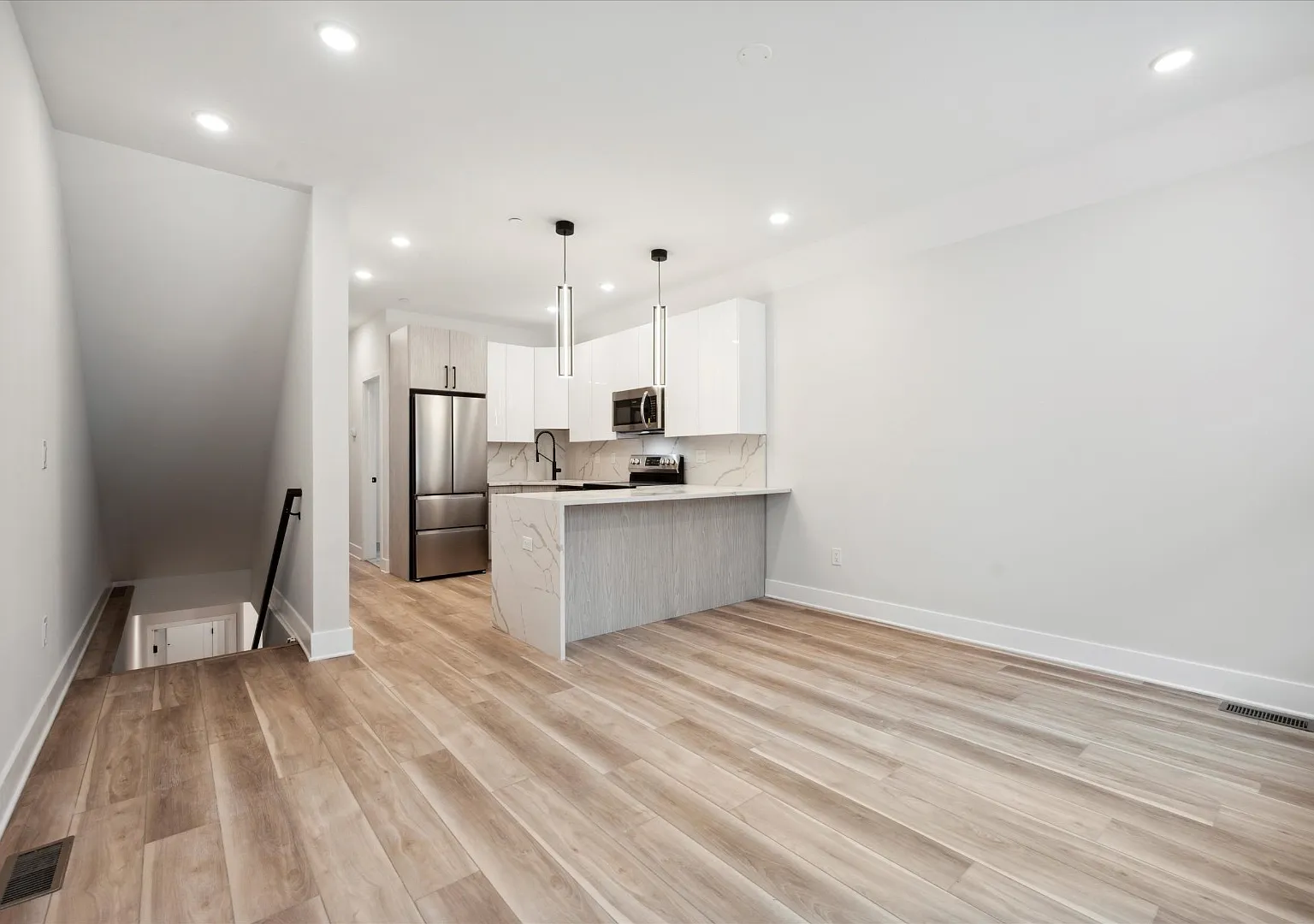 614 N Union St - 1 — Photo 2